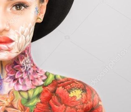 woman-hat-tatoo-shoulder-neck