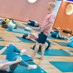 帕斯卡在费登奎斯动中觉察工作坊中为瑜伽和普拉提教师授课