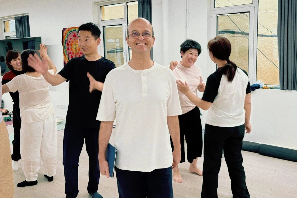 帕斯卡领导舞蹈活动